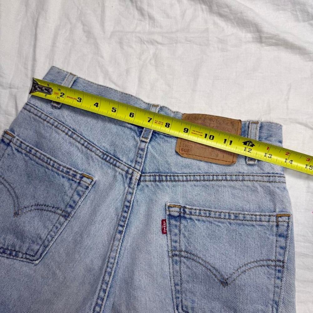Vintage Levi’s light wash cutoff shorts 505s frayed distressed hem high rise - Picture 5 of 8